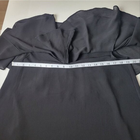 𝅺ann Taylor Ruffle Short Sleeve Blouse Black XS - Picture 8 of 10